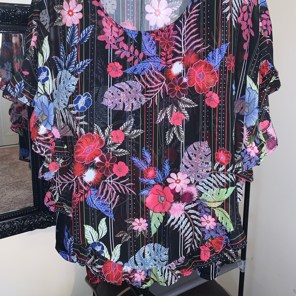 Floral Tank Top - Perfect for Work!